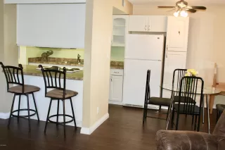 Photo #5: 6070820 Listing