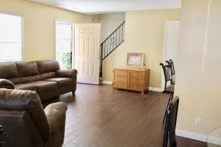 Photo #6: 6070820 Listing