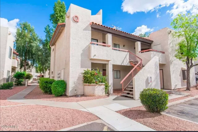 MLS: 6070990 Condo For Sale