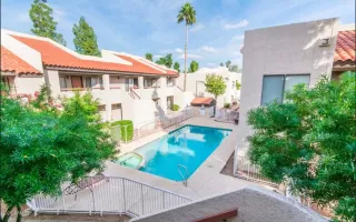 Photo #4: 6070990 Listing