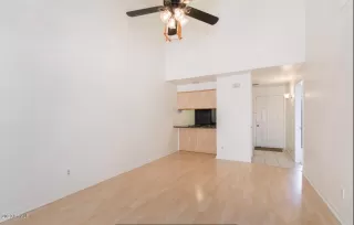 Photo #6: 6070990 Listing