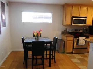 Photo #2: 6071245 Listing