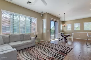 Photo #5: 6071278 Listing