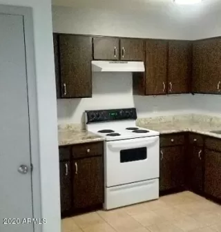 Photo #4: 6071459 Listing