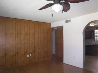 Photo #6: 6071459 Listing