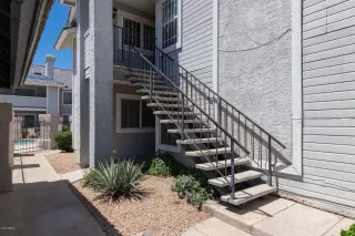 Photo #4: 6071490 Listing