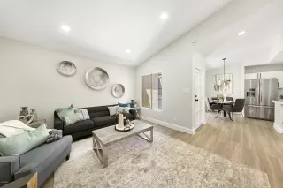 Photo #6: 6071718 Listing 