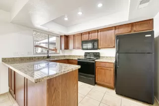 Photo #4: 6071781 Listing