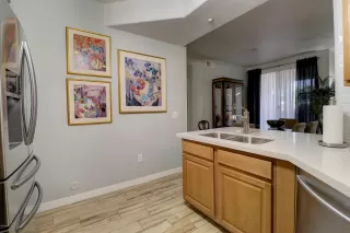 Photo #6: 6071841 Listing