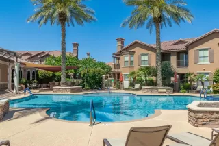 Photo #4: 6071850 Listing