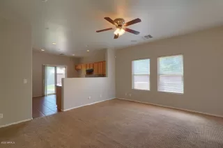 Photo #4: 6072182 Listing