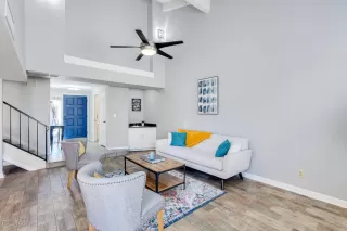 Photo #4: 6072250 Listing 