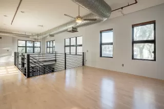 Photo #4: 6072255 Listing