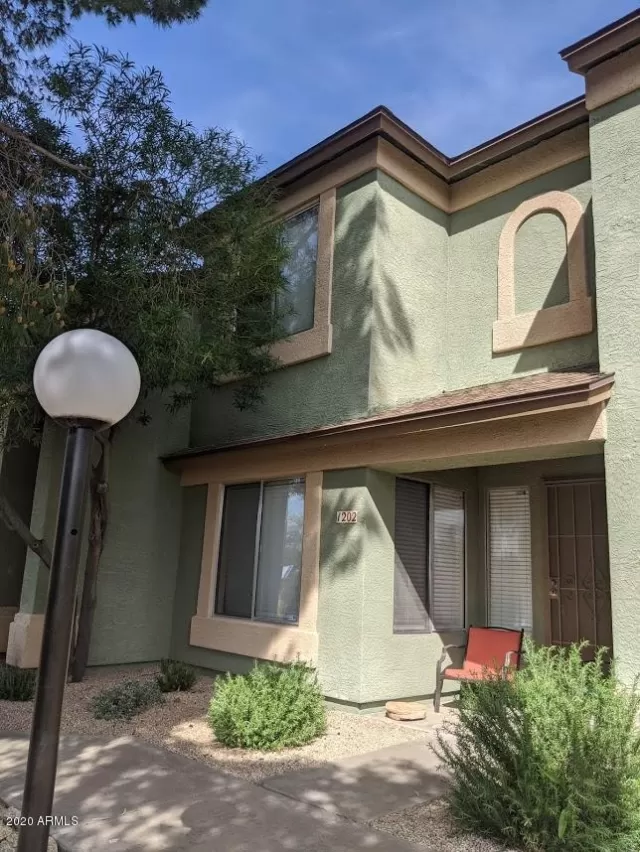 MLS: 6072285 Condo For Sale
