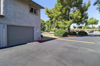 Photo #2: 6072358 Listing