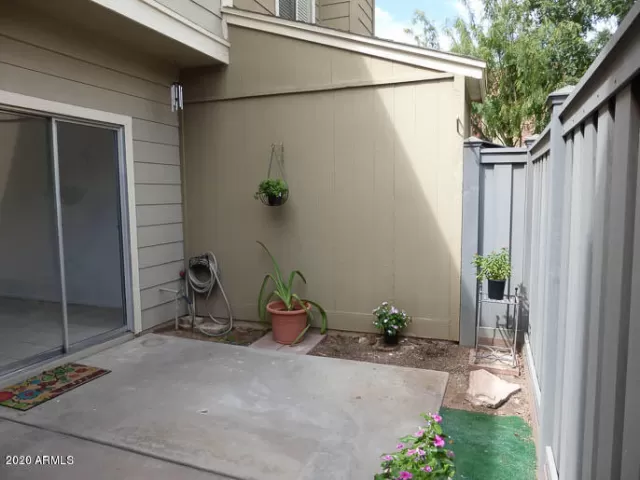 MLS: 6072504 Condo For Sale