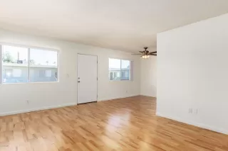 Photo #5: 6072540 Listing 