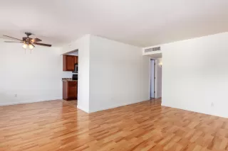 Photo #6: 6072540 Listing 