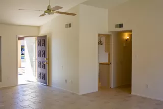 Photo #2: 6072601 Listing