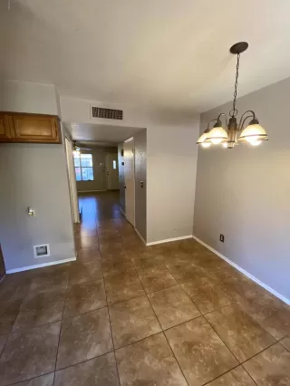 Photo #2: 6072624 Listing