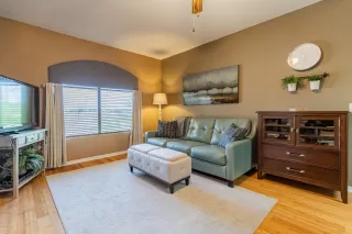 Photo #1: 6072687 Listing