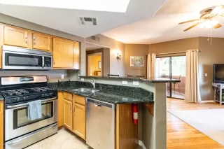 Photo #3: 6072687 Listing