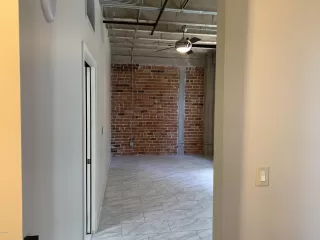 Photo #4: 6072930 Listing