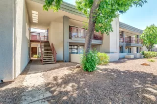 Photo #1: 6072969 Listing