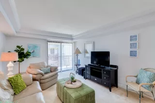 Photo #3: 6072969 Listing