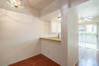 Photo #5: 6073017 Listing 