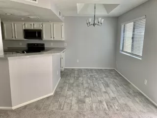 Photo #4: 6073191 Listing 