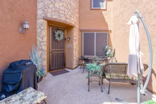 Photo #1: 6073236 Listing 