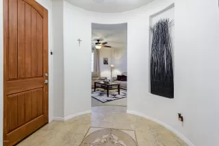 Photo #2: 6073236 Listing 