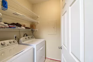 Photo #3: 6073238 Listing