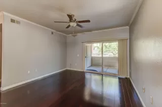 Photo #6: 6073238 Listing