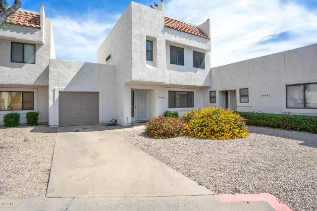 MLS: 6073276 Condo For Sale