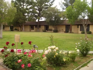 Photo #1: 6073362 Listing