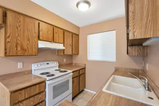 Photo #6: 6073362 Listing