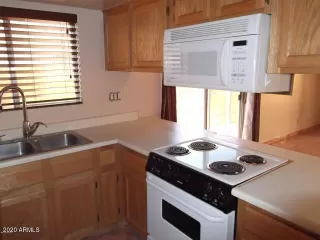 Photo #6: 6073409 Listing