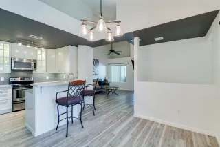 Photo #6: 6073508 Listing