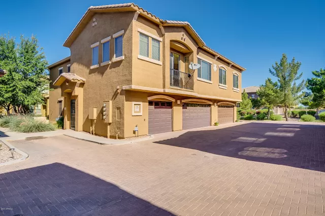 MLS: 6073534 Condo For Sale