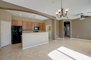 Photo #3: 6073534 Listing