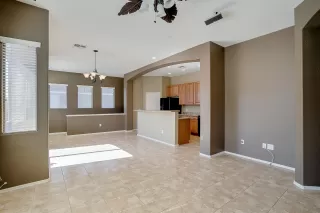 Photo #6: 6073534 Listing