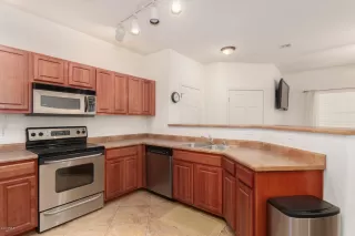 Photo #1: 6073577 Listing