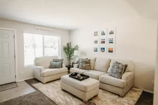 Photo #5: 6073605 Listing 