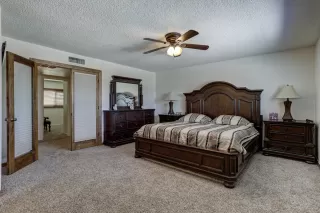 Photo #4: 6073851 Listing