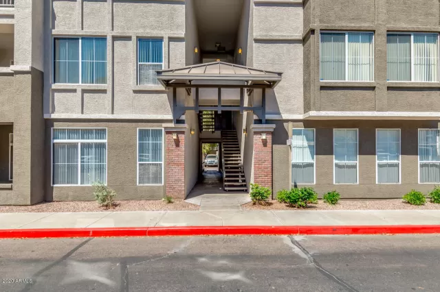 MLS: 6073962 Condo For Sale