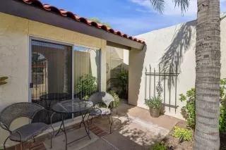 Photo #3: 6074063 Listing