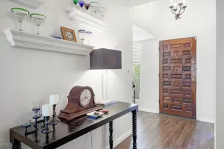 Photo #4: 6074063 Listing