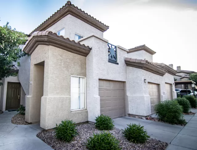 MLS: 6074083 Condo For Sale